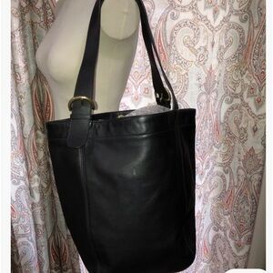 COACH NO:0591-203. BLACK TOTE